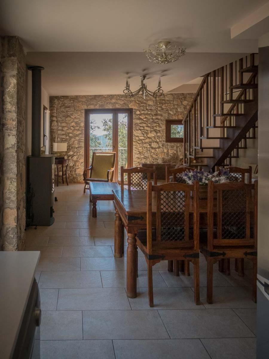 Viladomatrural La Nou de Bergueda Exterior photo