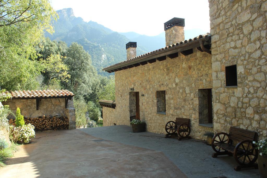 Viladomatrural La Nou de Bergueda Exterior photo